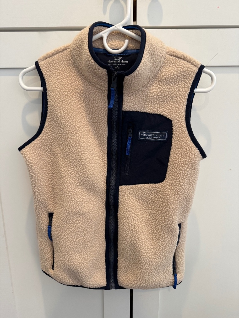 Boys Vineyard Vines Sherpa vest - sz M (12-14)